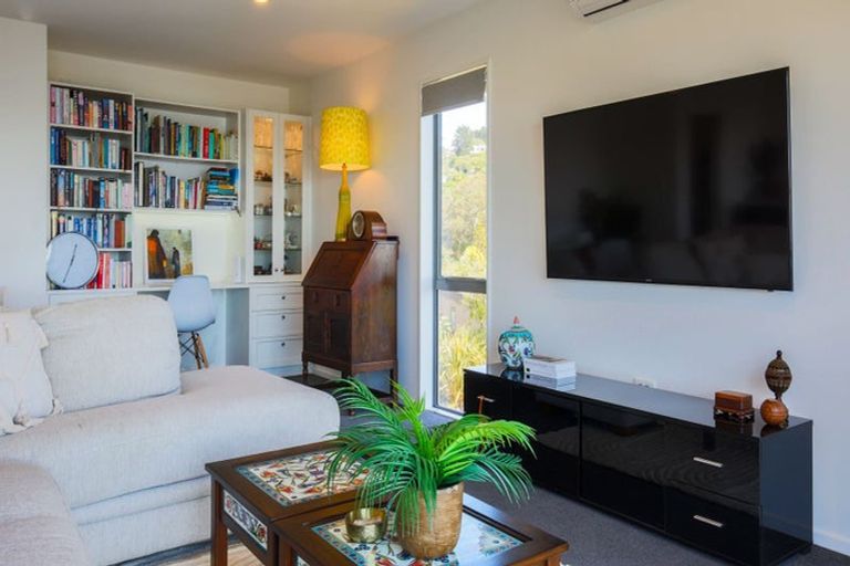 Photo of property in 31 Soleares Avenue, Mount Pleasant, Christchurch, 8081