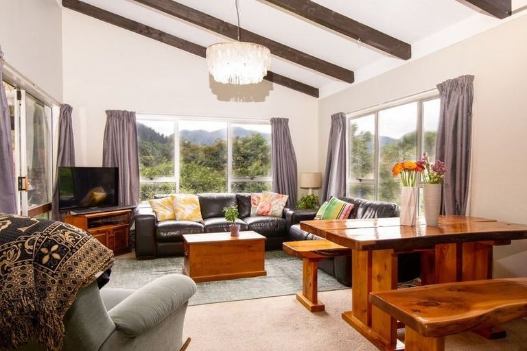 Photo of property in 2 Mahakipawa Road, Havelock, 7100