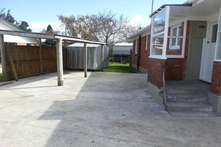 Photo of property in 29 Sutton Crescent, Papakura, 2110