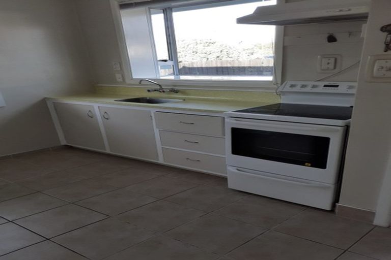 Photo of property in 1/79 Hills Road, Edgeware, Christchurch, 8013