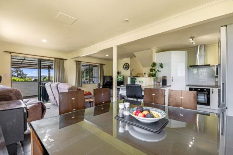 Photo of property in 29 Lake Okataina Road, Lake Okataina, Rotorua, 3074