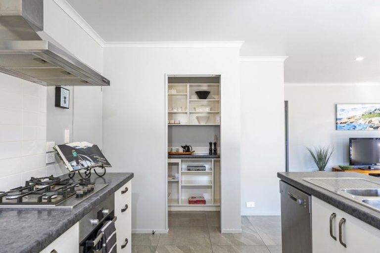 Photo of property in 42 Alf Simpson Drive, Whitianga, 3510