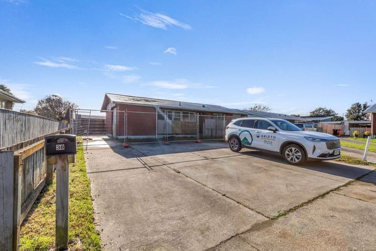 Photo of property in 38 Stillwater Place, Westbrook, Palmerston North, 4412