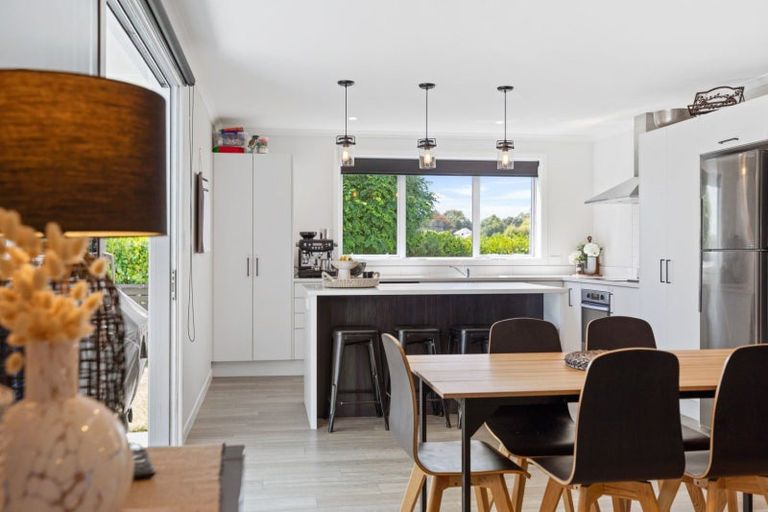 Photo of property in 92 Penetaka Heights, Pyes Pa, Tauranga, 3112