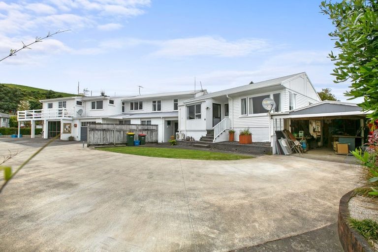 Photo of property in 92/1b South Road, Blagdon, New Plymouth, 4310