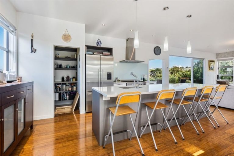 Photo of property in 11 Bella Vista Drive, Gulf Harbour, Whangaparaoa, 0930