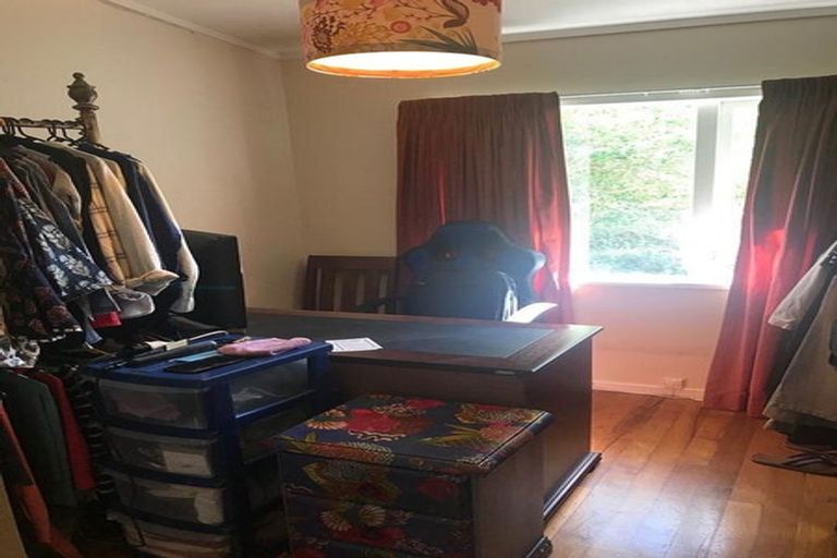 Photo of property in 30 Ellis Avenue, Mount Roskill, Auckland, 1041