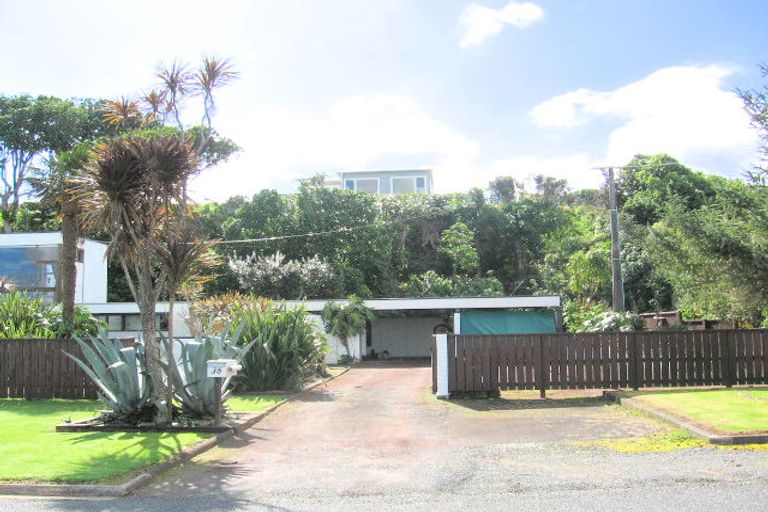 Photo of property in 36 Weir Crescent, Onerahi, Whangarei, 0110