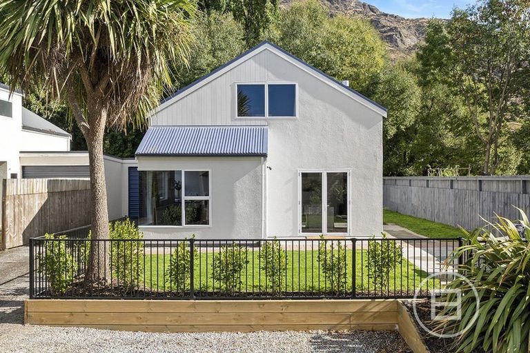 Photo of property in 28b Kawarau Place, Frankton, Queenstown, 9300