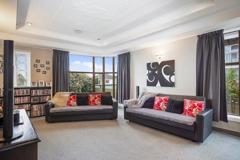 Photo of property in 418 Tay Street, Turnbull Thomson Park, Invercargill, 9810