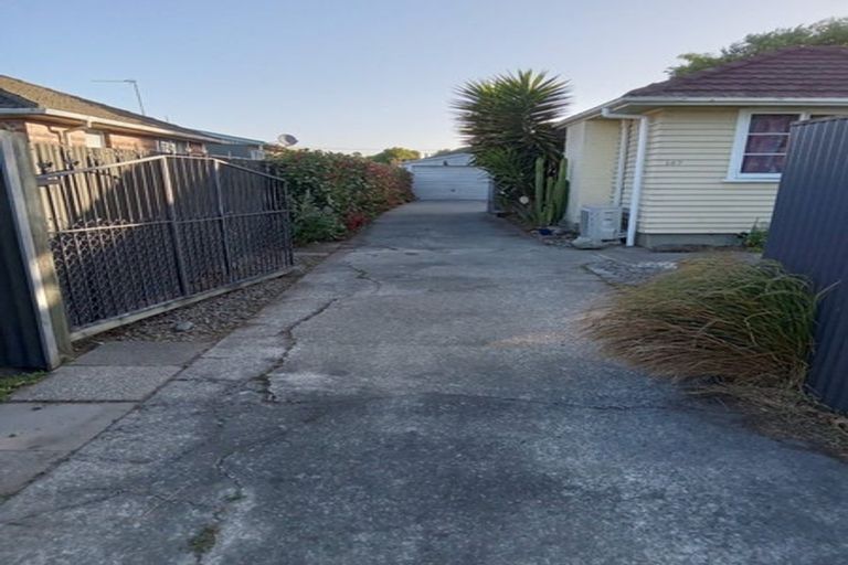 Photo of property in 147 Buchanans Road, Hei Hei, Christchurch, 8042
