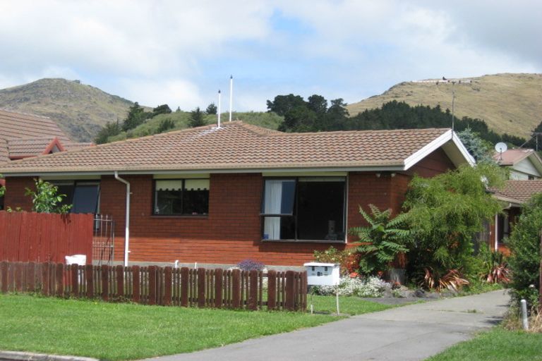 Photo of property in 1/15 Laing Crescent, Heathcote Valley, Christchurch, 8022