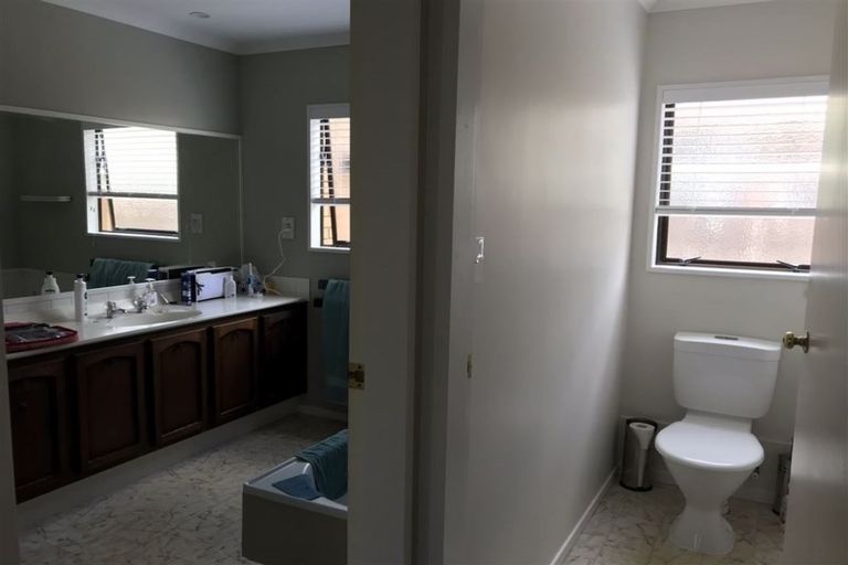 Photo of property in 8a Lee Street, Mount Maunganui, 3116