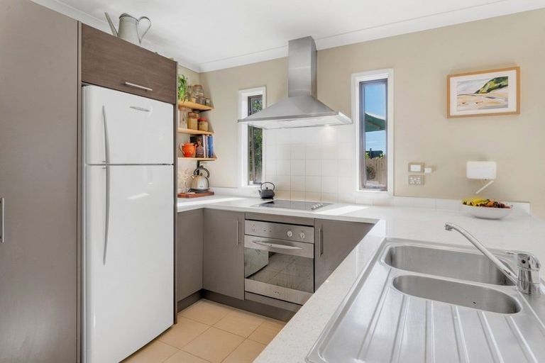 Photo of property in 18 Raphoe Road, Flat Bush, Auckland, 2019