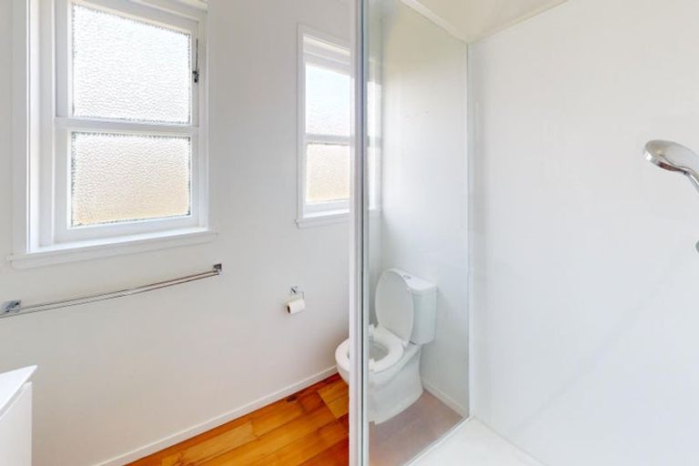 Photo of property in 39 Tyndall Street, Palmerston North, 4414