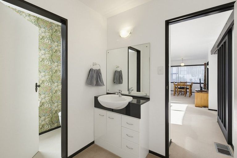 Photo of property in 68a Rama Crescent, Khandallah, Wellington, 6035