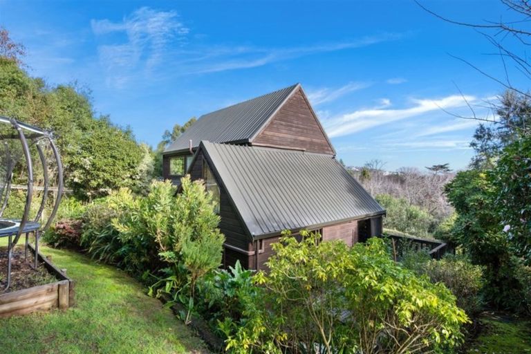 Photo of property in 7 Shalamar Drive, Cashmere, Christchurch, 8022