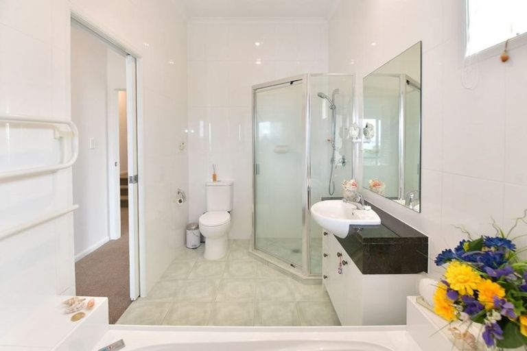 Photo of property in 76 Nautilus Drive, Gulf Harbour, Whangaparaoa, 0930