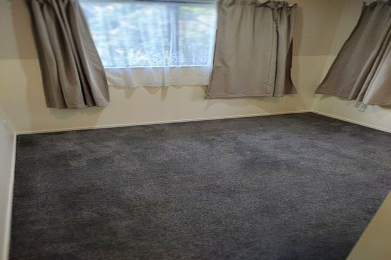 Photo of property in 39a Evelyn Road, Cockle Bay, Auckland, 2014