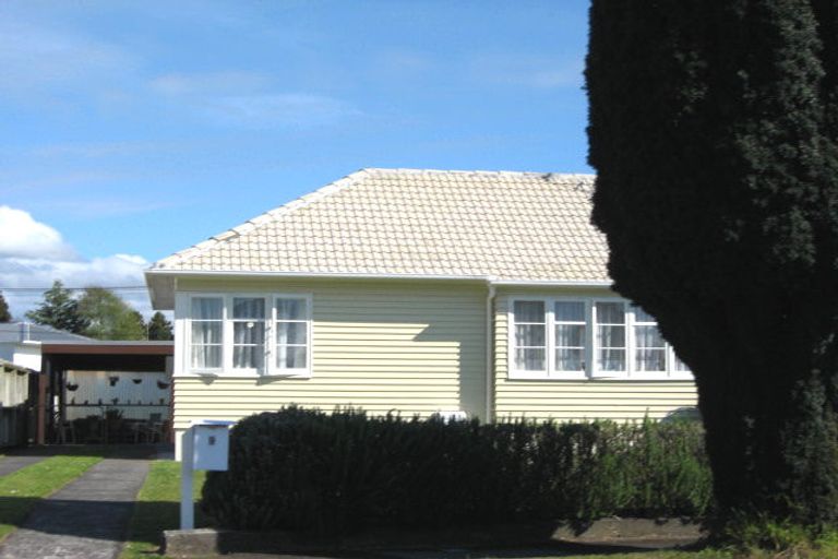 Photo of property in 9 Clovelly Street, Brooklands, New Plymouth, 4310
