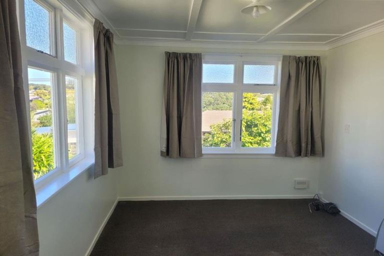 Photo of property in 33 Cutfield Road, New Plymouth, 4310