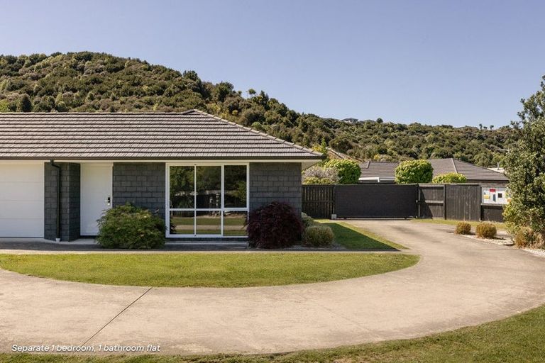 Photo of property in 266 Lakes Boulevard, Pyes Pa, Tauranga, 3112