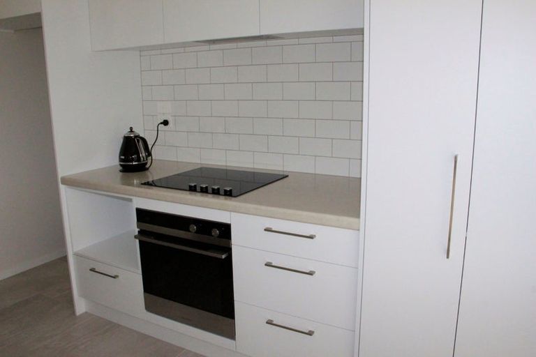 Photo of property in 15 Raymond Grace Avenue, Huapai, Kumeu, 0810