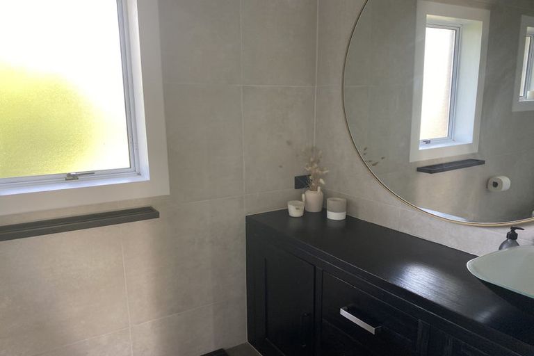 Photo of property in 18 Kingsley Street, St Andrews, Hamilton, 3200