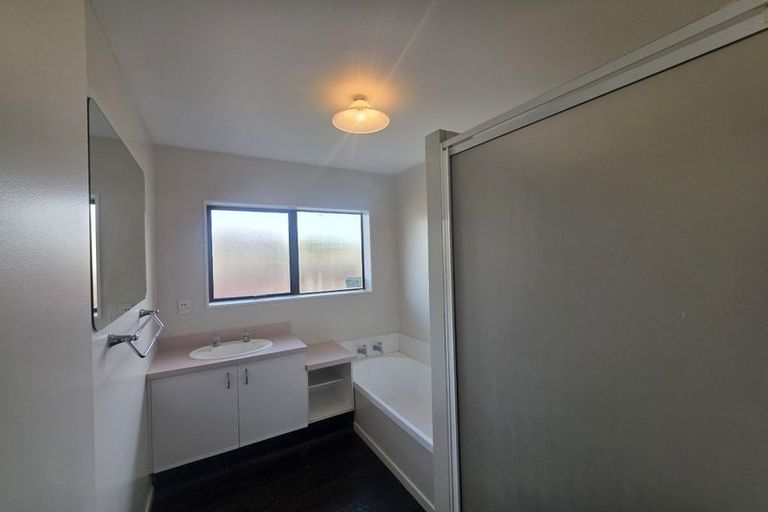 Photo of property in 11 Crisp Drive, Papamoa Beach, Papamoa, 3118