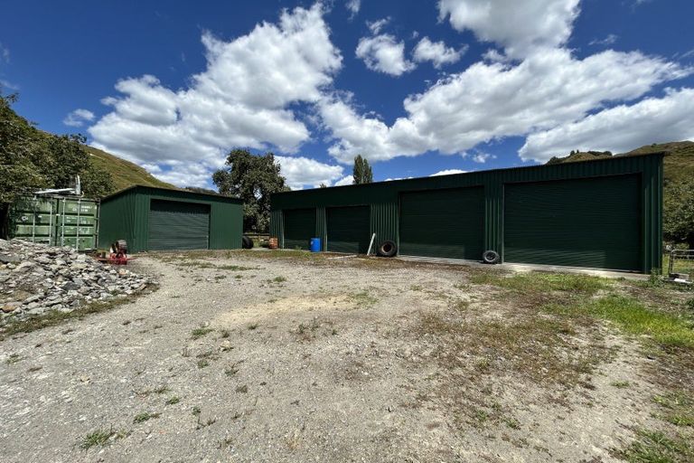 Photo of property in 10 Vera Road, Te Atatu South, Auckland, 0610