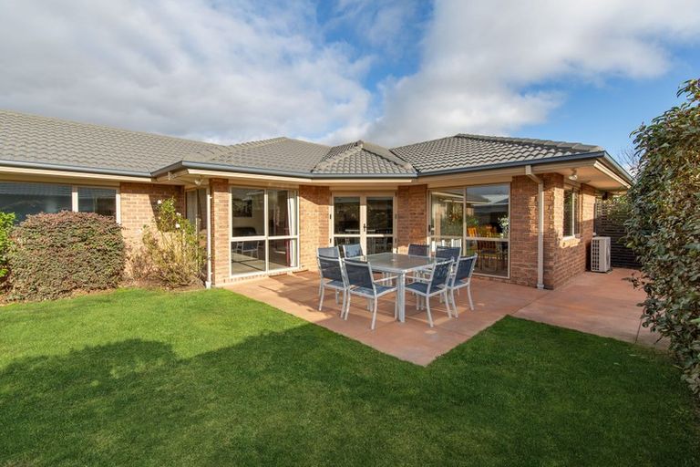 Photo of property in 21 Ernest Gray Place, Halswell, Christchurch, 8025