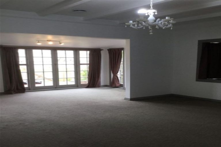 Photo of property in 1c Vanguard Road, Kelston, Auckland, 0602