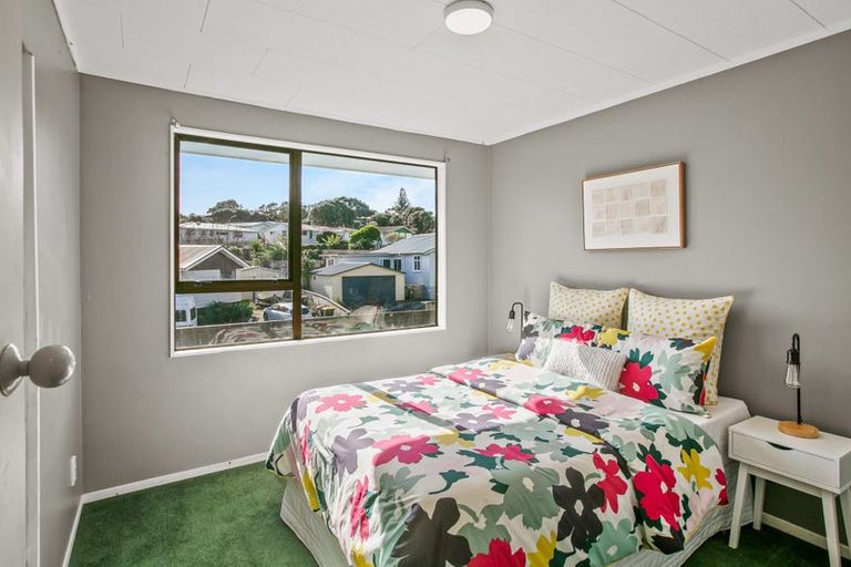 Photo of property in 41 Herekawe Drive, Spotswood, New Plymouth, 4310