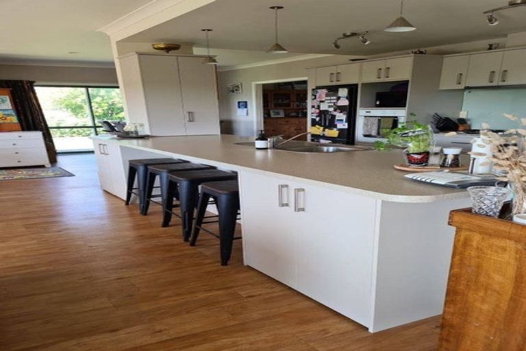 Photo of property in 541 Bidwills Cutting Road, Morison Bush, Greytown, 5794