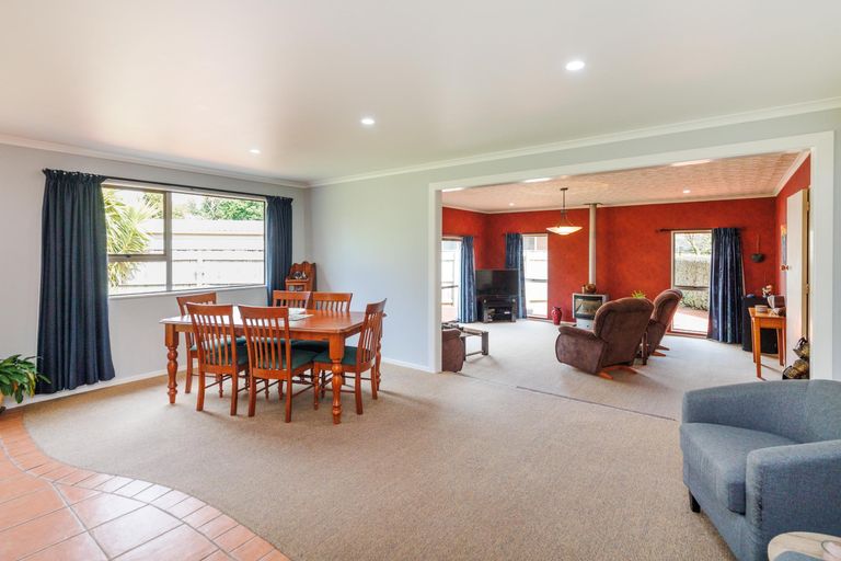 Photo of property in 34 Carter Crescent, Awapuni, Palmerston North, 4412