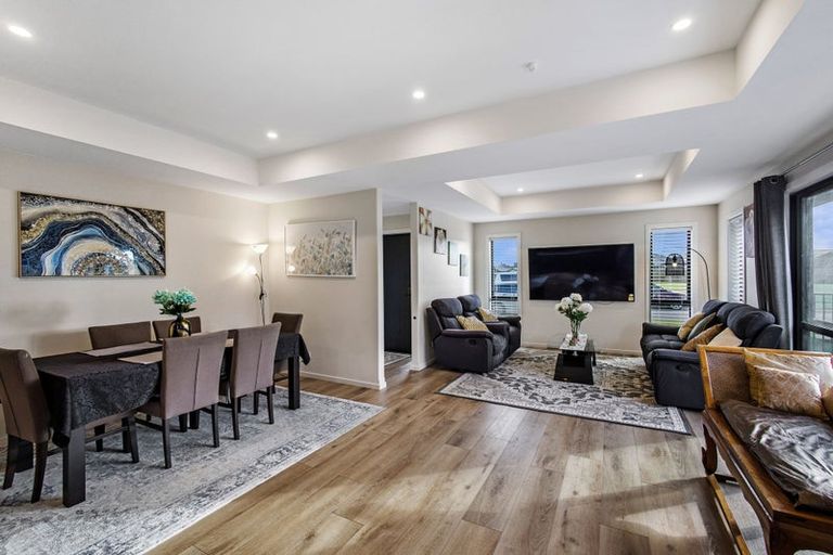 Photo of property in 9 Agathis Crescent, Wigram, Christchurch, 8025