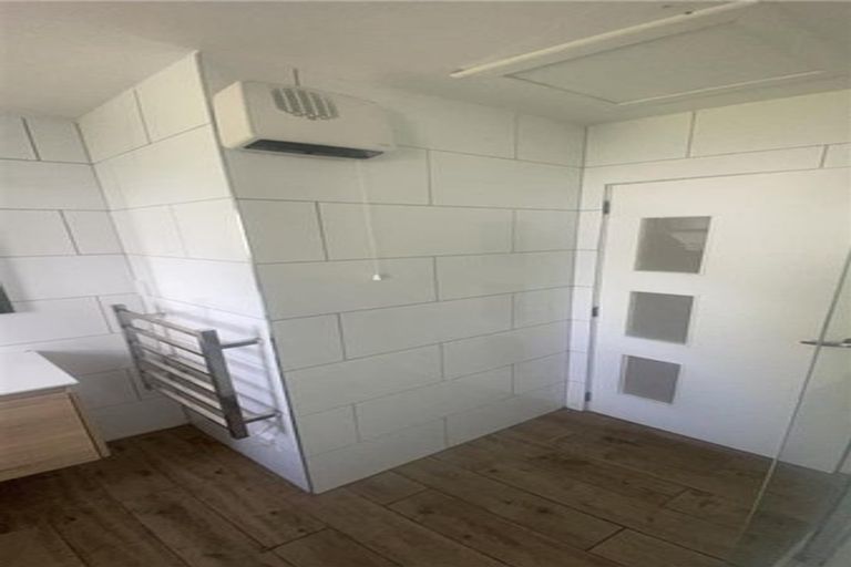 Photo of property in 76 Bell Road, Waiwhetu, Lower Hutt, 5010