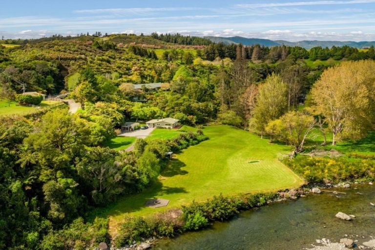 Photo of property in 1073 Akatarawa Road, Akatarawa, Upper Hutt, 5372