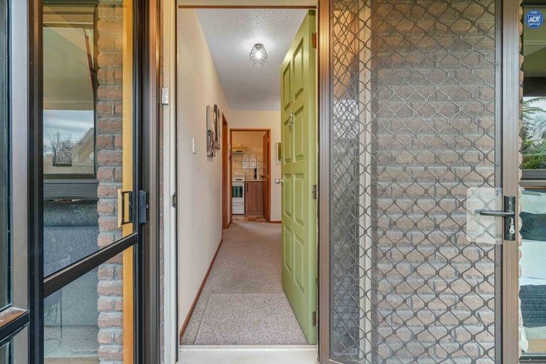 Photo of property in 1/13 Ridder Place, Halswell, Christchurch, 8025