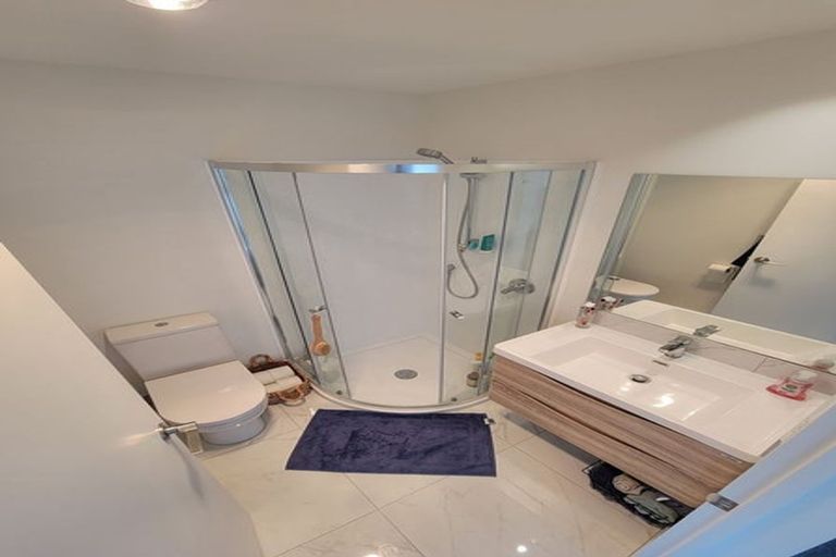 Photo of property in 138b Tiriwa Drive, Massey, Auckland, 0614