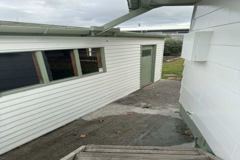 Photo of property in 112 Lethbridge Street, Feilding, 4702