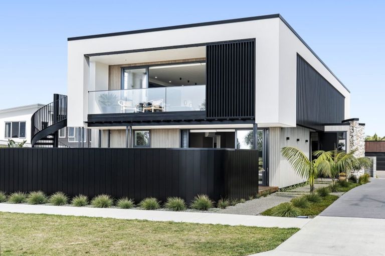 Photo of property in 6 Puni Street, Fitzroy, New Plymouth, 4312