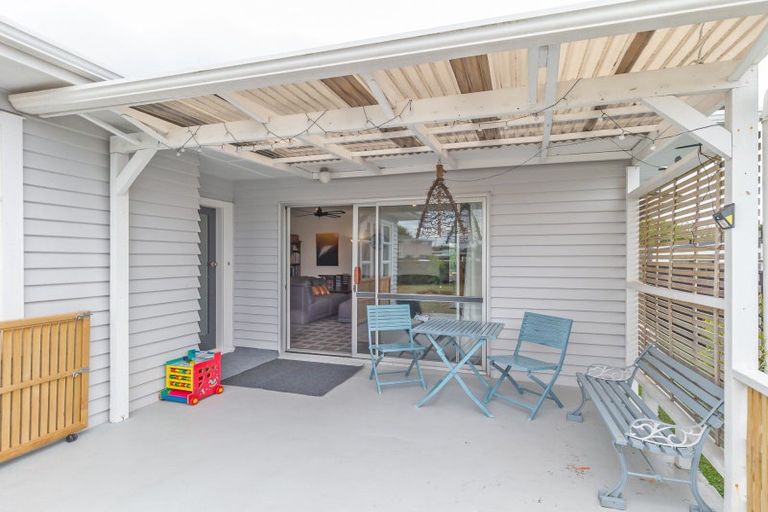 Photo of property in 620 Queen Street East, Levin, 5510