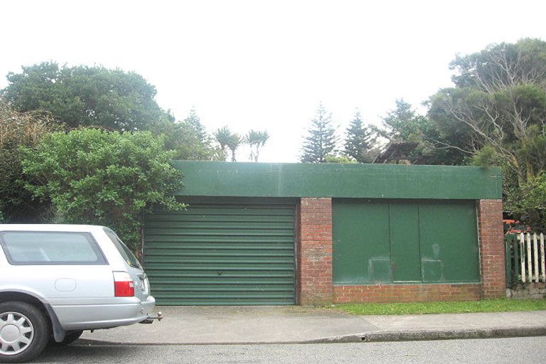 Photo of property in 5 Tilley Road, Paekakariki, 5034