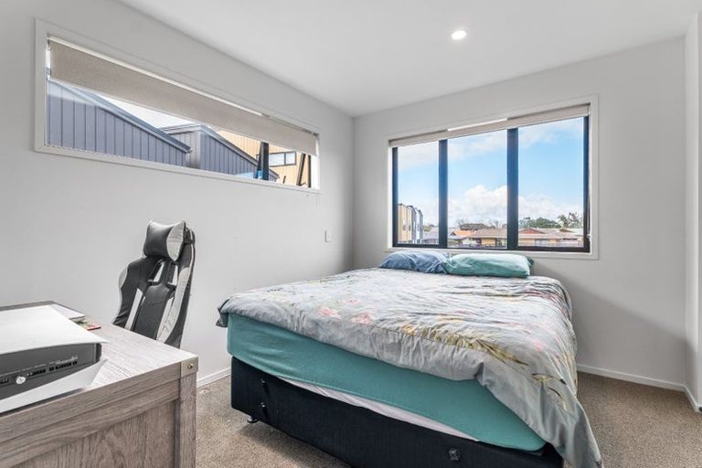 Photo of property in 22/47a Huntington Drive, Huntington Park, Auckland, 2013