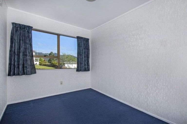 Photo of property in 10 El Viso Place, Te Kamo, Kamo, 0112