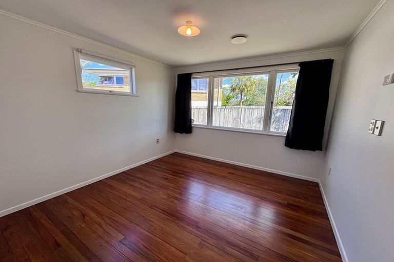 Photo of property in 12 Maire Street, Tikipunga, Whangarei, 0112