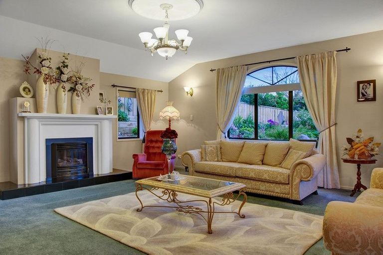 Photo of property in 4 Willow Place, Whalers Gate, New Plymouth, 4310