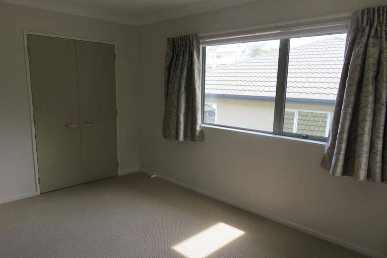 Photo of property in 15 Wantwood Grove, Churton Park, Wellington, 6037