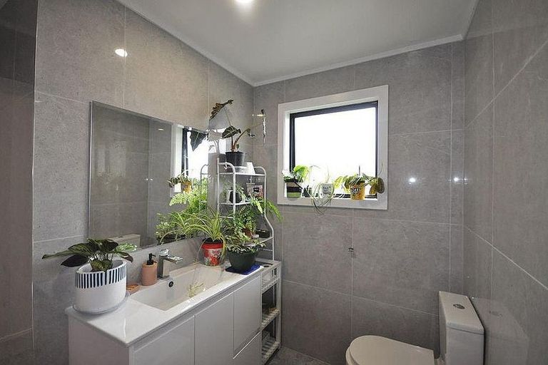 Photo of property in 23 Saint Johns Avenue, Tuakau, 2121